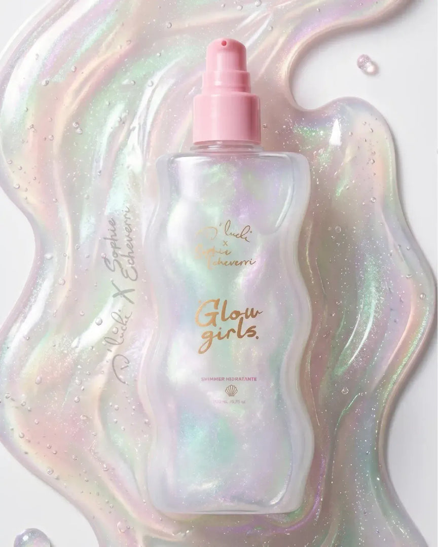 Body Shimmer Glow Girls D'Luchi x Sophie Echeverri | Hidratante Nacarado Destellos Multicolores y Ácido Hialurónico
